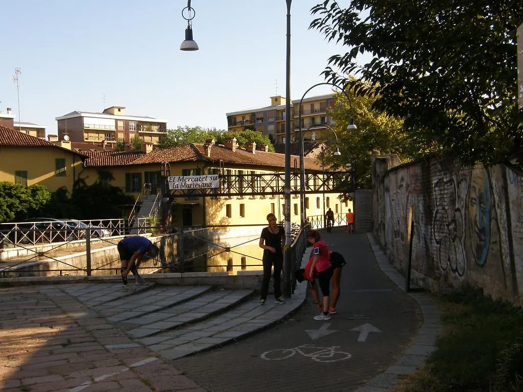 Zuretti 61 Bed & Breakfast Milan