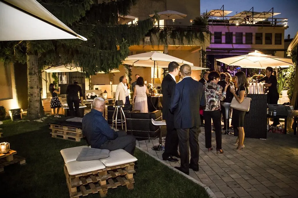 Zuretti 61 Bed & Breakfast Milan